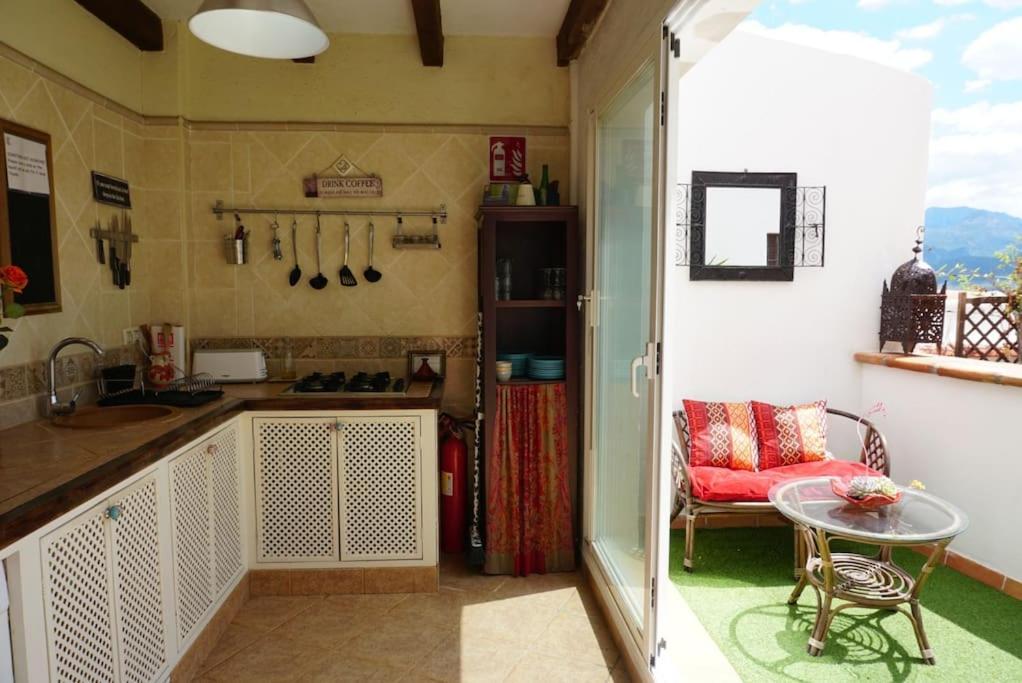 Eagles Nest - Massive Townhouse With Pool With Outstanding Views Villa Algodonales Bagian luar foto