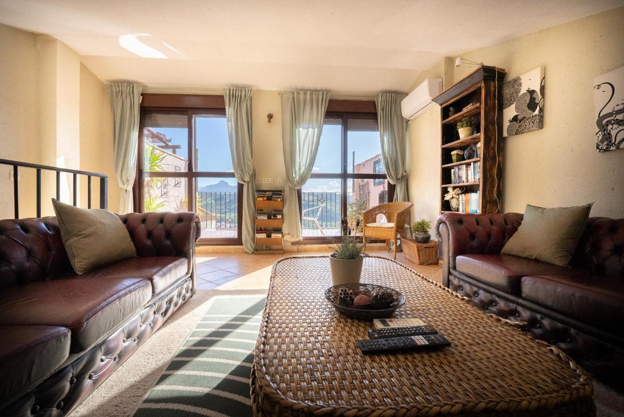 Eagles Nest - Massive Townhouse With Pool With Outstanding Views Villa Algodonales Bagian luar foto