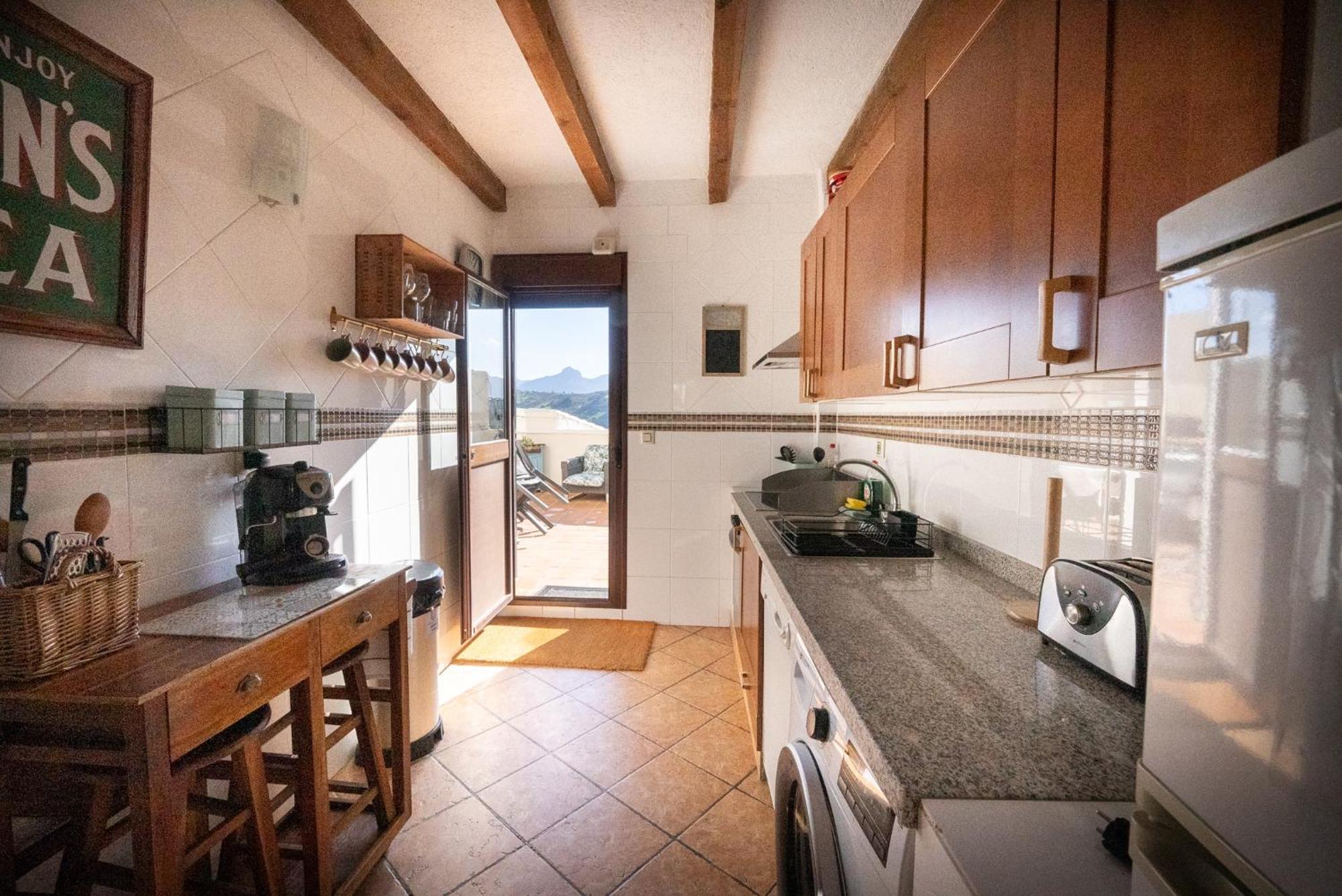 Eagles Nest - Massive Townhouse With Pool With Outstanding Views Villa Algodonales Bagian luar foto